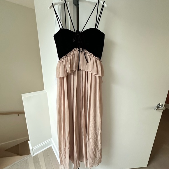 Spaghetti Strap Two Tone Cutout Maxi A-Line dress - Picture 5 of 10